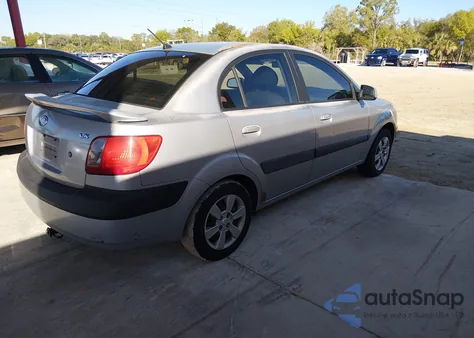 2007 Kia Rio Lx z USA, uszkodzony, nr VIN KNADE123376245458
